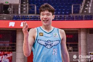 CBA最佳星锐候选：杨瀚森领衔 邹阳&amp;段昂君&amp;陈国豪等球员在列