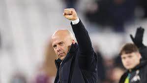 斯洛特：很难每场都进这么多球 稳固防守才是基础